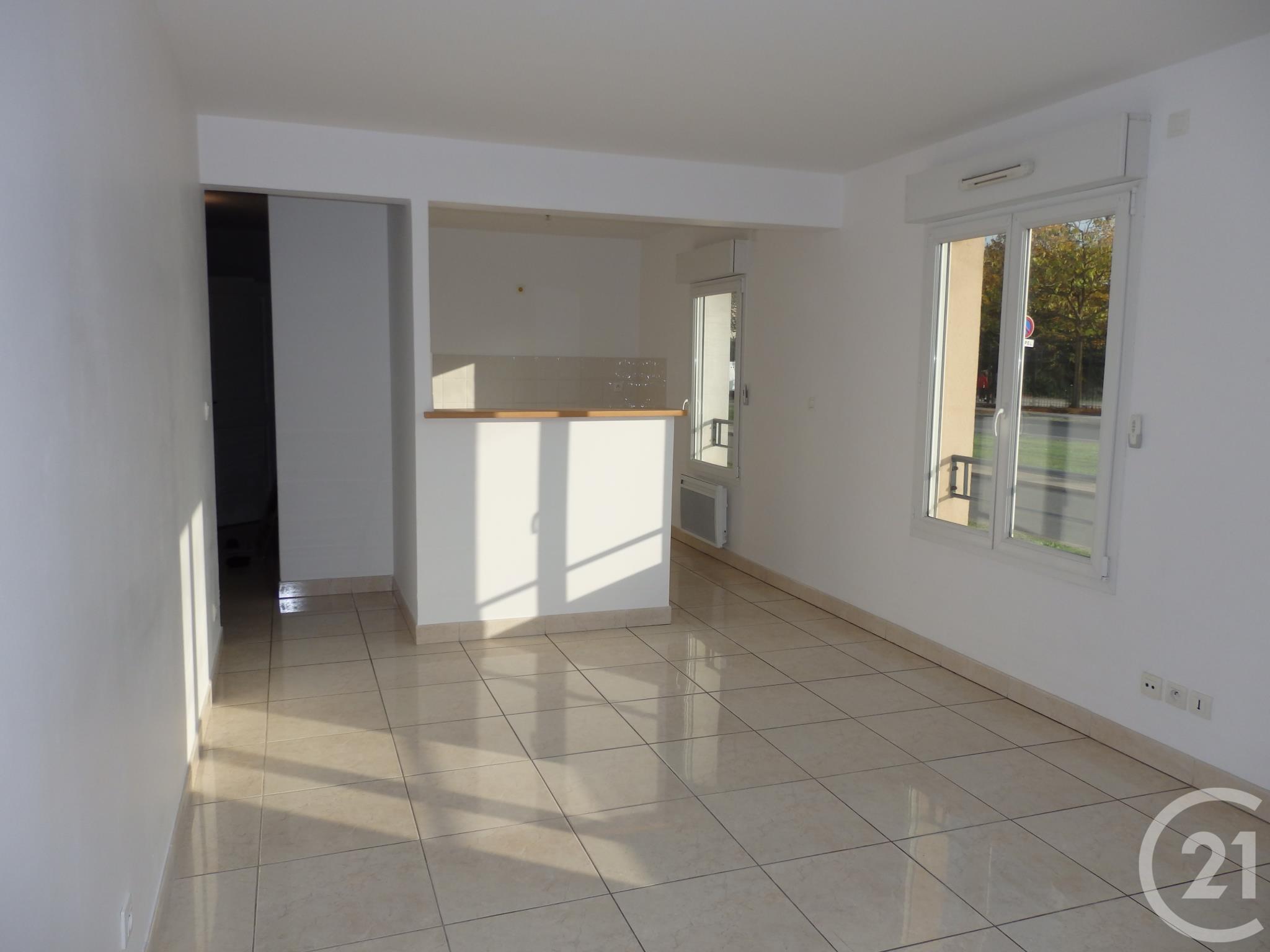 Appartement F3 à louer - 3 pièces - 55 m2 - LE MANS - 72 - PAYS-DE-LOIRE