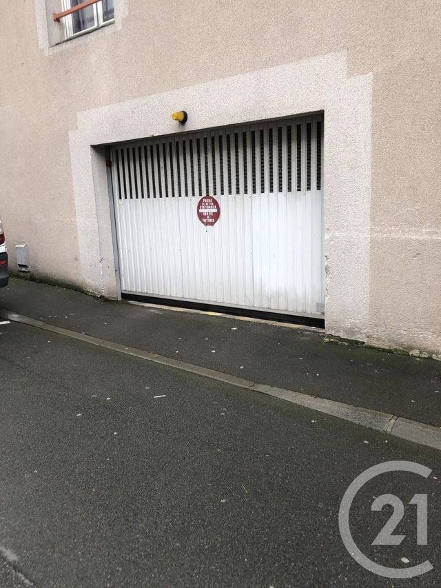 Afficher la photo en grand parking à louer - 11.0 m2 - LE MANS - 72 - PAYS-DE-LOIRE - Century 21 Harmony