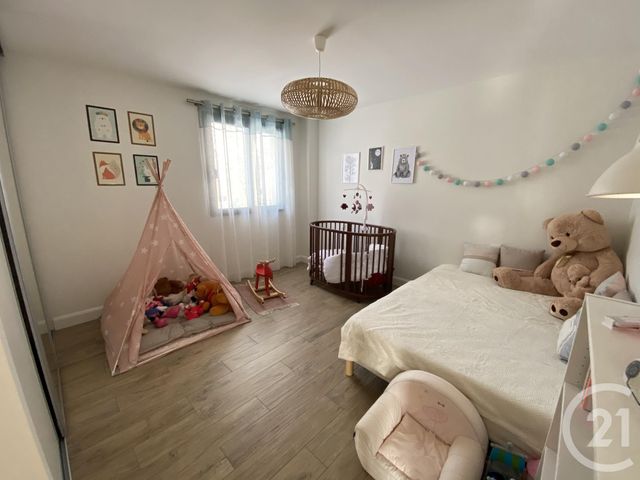 Afficher la photo en grand maison à vendre - 5 pièces - 217.16 m2 - CHANGE - 72 - PAYS-DE-LOIRE - Century 21 Harmony