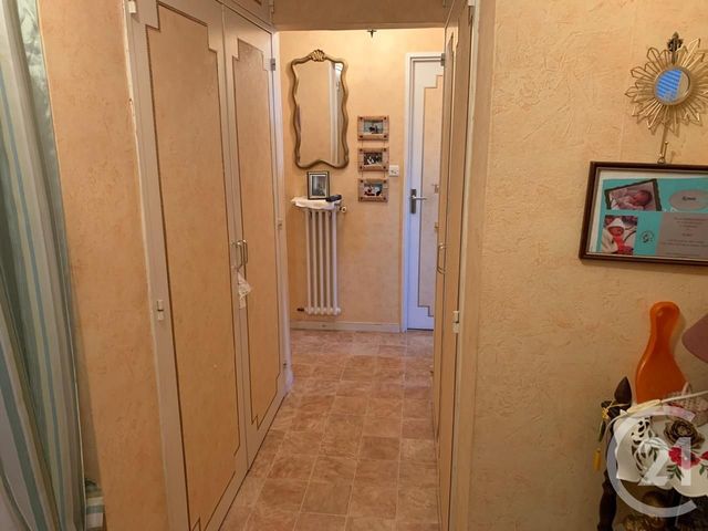 Afficher la photo en grand Appartement F3 à vendre - 3 pièces - 70.12 m2 - ALLONNES - 72 - PAYS-DE-LOIRE - Century 21 Harmony