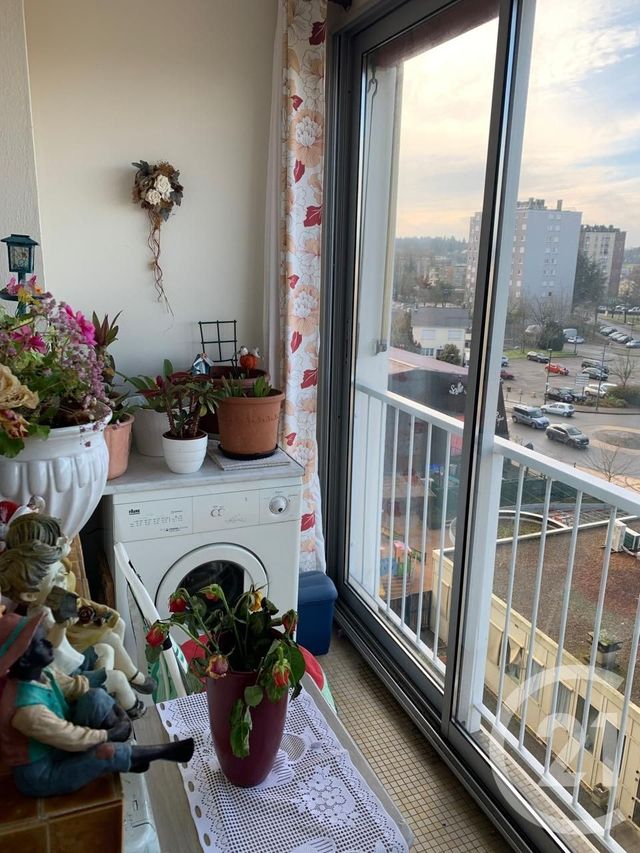 Afficher la photo en grand Appartement F3 à vendre - 3 pièces - 70.12 m2 - ALLONNES - 72 - PAYS-DE-LOIRE - Century 21 Harmony