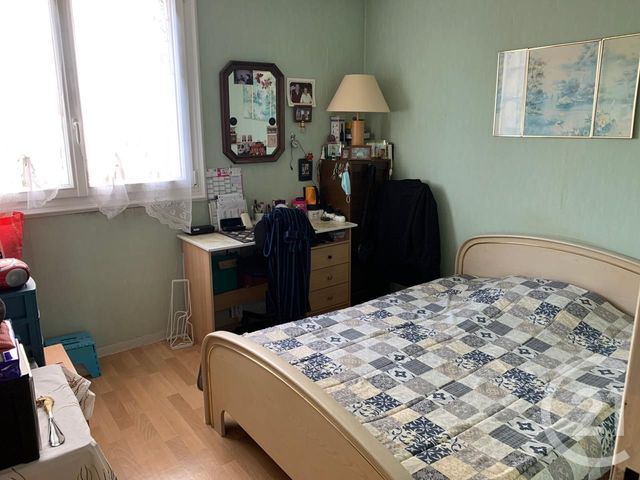Afficher la photo en grand Appartement F3 à vendre - 3 pièces - 70.12 m2 - ALLONNES - 72 - PAYS-DE-LOIRE - Century 21 Harmony