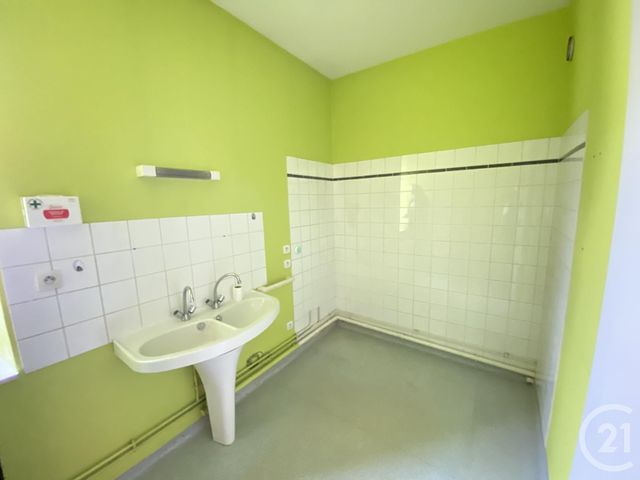 Afficher la photo en grand immeuble à vendre - 250.0 m2 - LE MANS - 72 - PAYS-DE-LOIRE - Century 21 Harmony