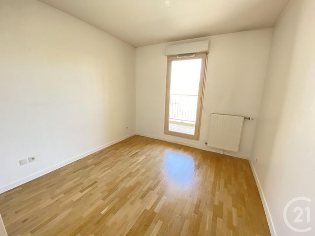 Afficher la photo en grand Appartement T3 à vendre - 3 pièces - 64.4 m2 - LE MANS - 72 - PAYS-DE-LOIRE - Century 21 Harmony