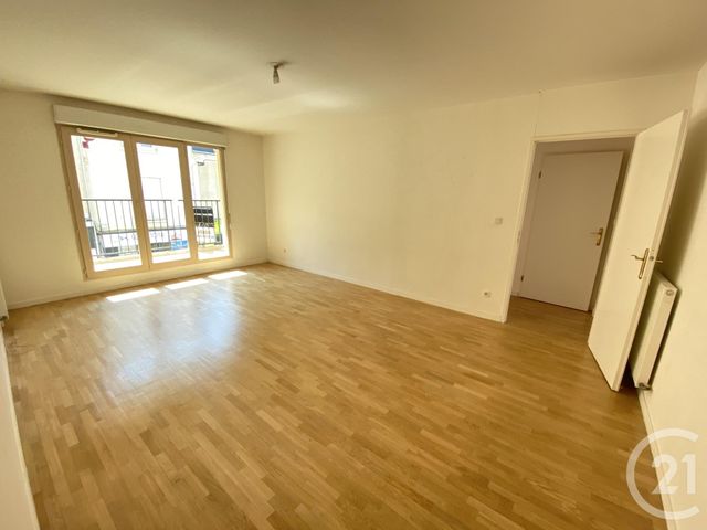 Afficher la photo en grand Appartement T3 à vendre - 3 pièces - 64.4 m2 - LE MANS - 72 - PAYS-DE-LOIRE - Century 21 Harmony