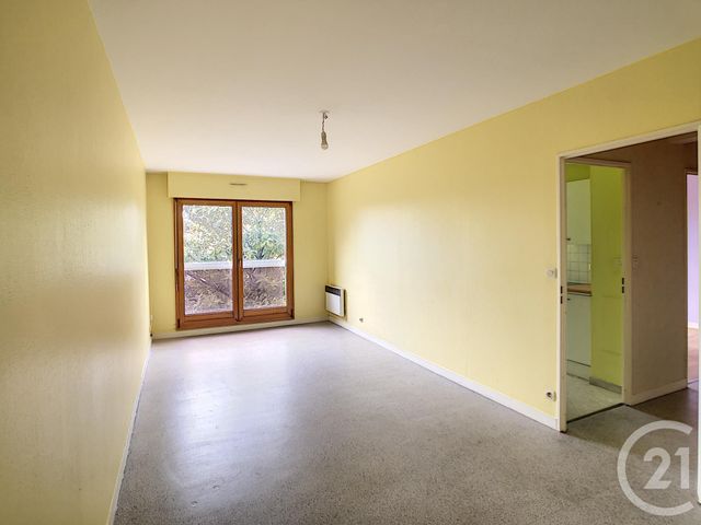 Appartement T2 à vendre - 2 pièces - 50.45 m2 - LE MANS - 72 - PAYS-DE-LOIRE - Century 21 Harmony Appartement T2 à vendre - 2 pièces - 50.45 m2 - LE MANS - 72 - PAYS-DE-LOIRE - Century 21 Harmony