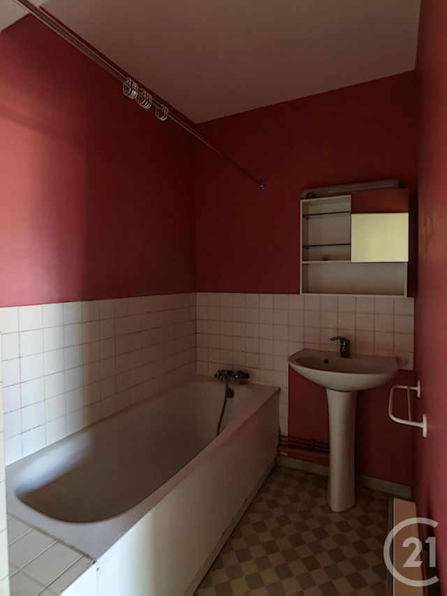 Appartement T2 à vendre - 2 pièces - 50.45 m2 - LE MANS - 72 - PAYS-DE-LOIRE - Century 21 Harmony Appartement T2 à vendre - 2 pièces - 50.45 m2 - LE MANS - 72 - PAYS-DE-LOIRE - Century 21 Harmony