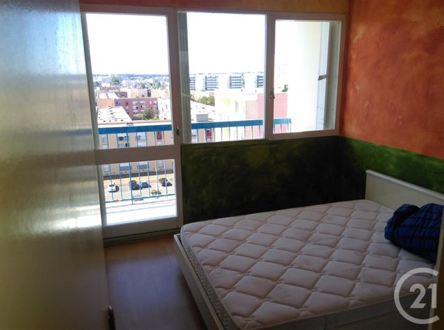 Afficher la photo en grand Appartement T4 à vendre - 4 pièces - 83.14 m2 - LE MANS - 72 - PAYS-DE-LOIRE - Century 21 Harmony