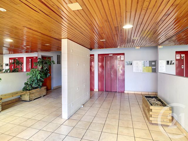 Afficher la photo en grand Appartement T4 à vendre - 4 pièces - 83.14 m2 - LE MANS - 72 - PAYS-DE-LOIRE - Century 21 Harmony