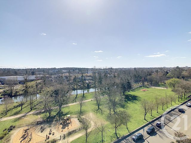 Afficher la photo en grand Appartement T4 à vendre - 4 pièces - 83.14 m2 - LE MANS - 72 - PAYS-DE-LOIRE - Century 21 Harmony