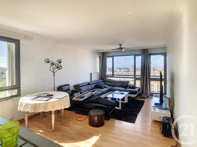 Afficher la photo en grand Appartement T4 à vendre - 4 pièces - 83.14 m2 - LE MANS - 72 - PAYS-DE-LOIRE - Century 21 Harmony
