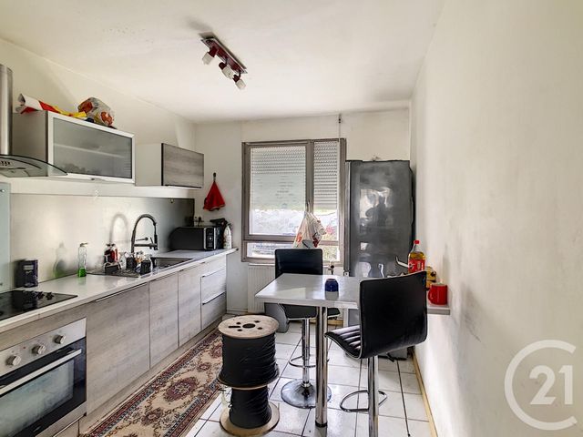 Afficher la photo en grand Appartement T2 à vendre - 2 pièces - 60.21 m2 - LE MANS - 72 - PAYS-DE-LOIRE - Century 21 Harmony