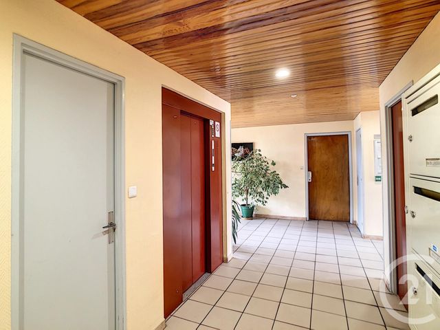 Afficher la photo en grand Appartement T2 à vendre - 2 pièces - 60.21 m2 - LE MANS - 72 - PAYS-DE-LOIRE - Century 21 Harmony