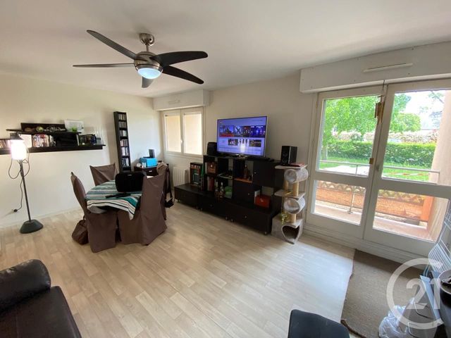 Appartement F2 à vendre - 2 pièces - 46.8 m2 - LE MANS - 72 - PAYS-DE-LOIRE - Century 21 Harmony Appartement F2 à vendre - 2 pièces - 46.8 m2 - LE MANS - 72 - PAYS-DE-LOIRE - Century 21 Harmony