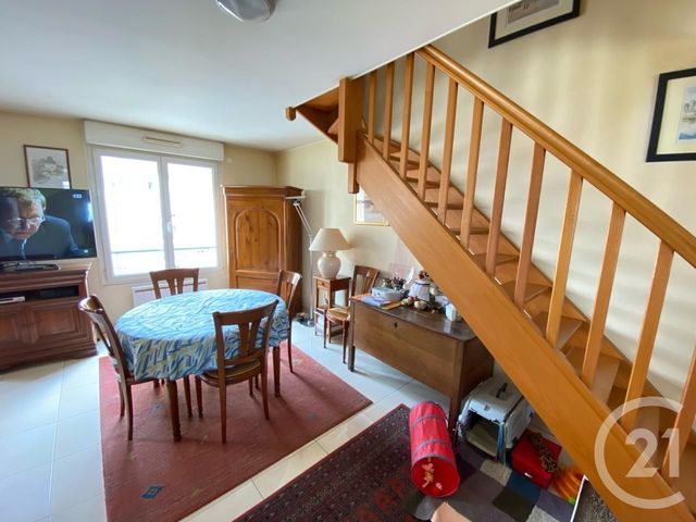 Appartement F4 à vendre - 5 pièces - 101.27 m2 - LE MANS - 72 - PAYS-DE-LOIRE - Century 21 Harmony Appartement F4 à vendre - 5 pièces - 101.27 m2 - LE MANS - 72 - PAYS-DE-LOIRE - Century 21 Harmony