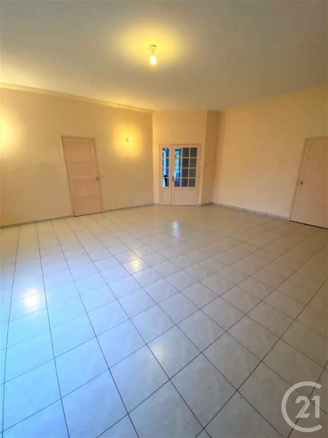 maison à louer - 6 pièces - 184.07 m2 - ALLONNES - 72 - PAYS-DE-LOIRE - Century 21 Harmony maison à louer - 6 pièces - 184.07 m2 - ALLONNES - 72 - PAYS-DE-LOIRE - Century 21 Harmony