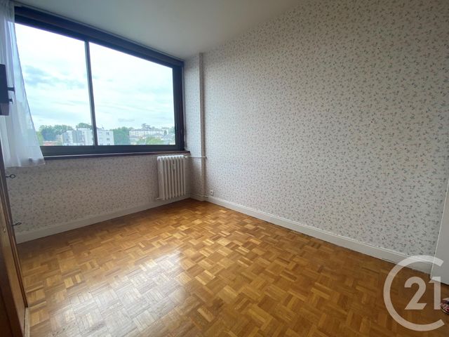 Afficher la photo en grand Appartement F3 à louer - 3 pièces - 71.95 m2 - LE MANS - 72 - PAYS-DE-LOIRE - Century 21 Harmony