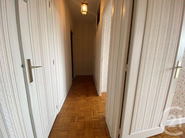 Afficher la photo en grand Appartement F3 à louer - 3 pièces - 71.95 m2 - LE MANS - 72 - PAYS-DE-LOIRE - Century 21 Harmony