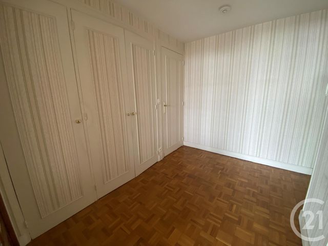 Afficher la photo en grand Appartement F3 à louer - 3 pièces - 71.95 m2 - LE MANS - 72 - PAYS-DE-LOIRE - Century 21 Harmony