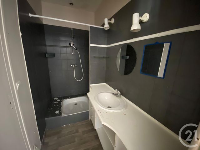 Appartement T2 à vendre - 2 pièces - 50.2 m2 - LE MANS - 72 - PAYS-DE-LOIRE - Century 21 Harmony Appartement T2 à vendre - 2 pièces - 50.2 m2 - LE MANS - 72 - PAYS-DE-LOIRE - Century 21 Harmony