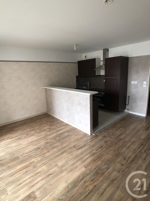 Afficher la photo en grand Appartement F3 à louer - 3 pièces - 61.29 m2 - LE MANS - 72 - PAYS-DE-LOIRE - Century 21 Harmony