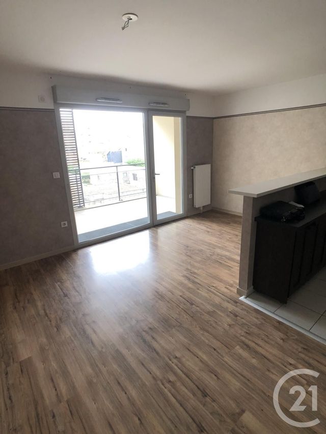Afficher la photo en grand Appartement F3 à louer - 3 pièces - 61.29 m2 - LE MANS - 72 - PAYS-DE-LOIRE - Century 21 Harmony