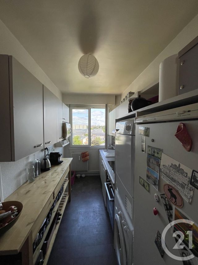 Afficher la photo en grand Appartement T3 à vendre - 3 pièces - 71.18 m2 - LE MANS - 72 - PAYS-DE-LOIRE - Century 21 Harmony