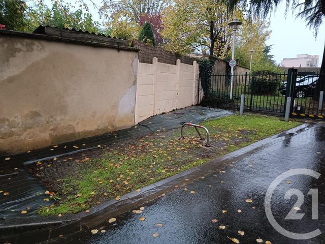 Parking à louer LE MANS