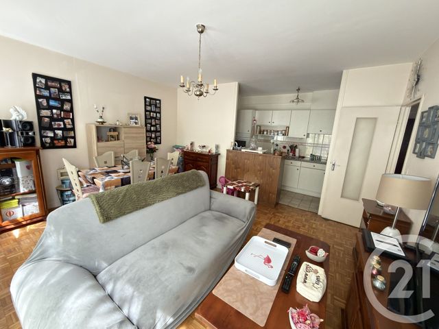 Appartement T2 à vendre - 2 pièces - 45.09 m2 - LE MANS - 72 - PAYS-DE-LOIRE - Century 21 Harmony