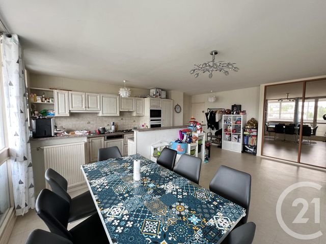 Appartement T4 à vendre - 4 pièces - 75.82 m2 - LE MANS - 72 - PAYS-DE-LOIRE - Century 21 Harmony