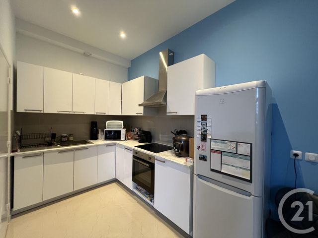 Appartement T3 à vendre - 3 pièces - 62.74 m2 - COULAINES - 72 - PAYS-DE-LOIRE - Century 21 Harmony