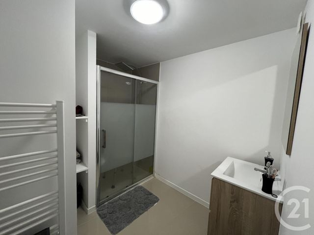 Appartement T3 à vendre - 3 pièces - 62.74 m2 - COULAINES - 72 - PAYS-DE-LOIRE - Century 21 Harmony