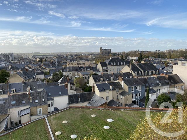 Appartement T4 à louer - 4 pièces - 102.1 m2 - LE MANS - 72 - PAYS-DE-LOIRE - Century 21 Harmony
