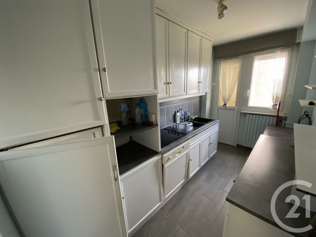 Appartement T4 à louer - 4 pièces - 102.1 m2 - LE MANS - 72 - PAYS-DE-LOIRE - Century 21 Harmony
