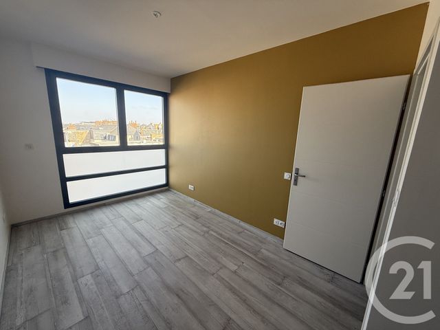 Afficher la photo en grand Appartement T4 à vendre - 4 pièces - 122.69 m2 - LE MANS - 72 - PAYS-DE-LOIRE - Century 21 Harmony