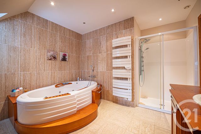 maison à vendre - 8 pièces - 229.06 m2 - LOMBRON - 72 - PAYS-DE-LOIRE - Century 21 Harmony