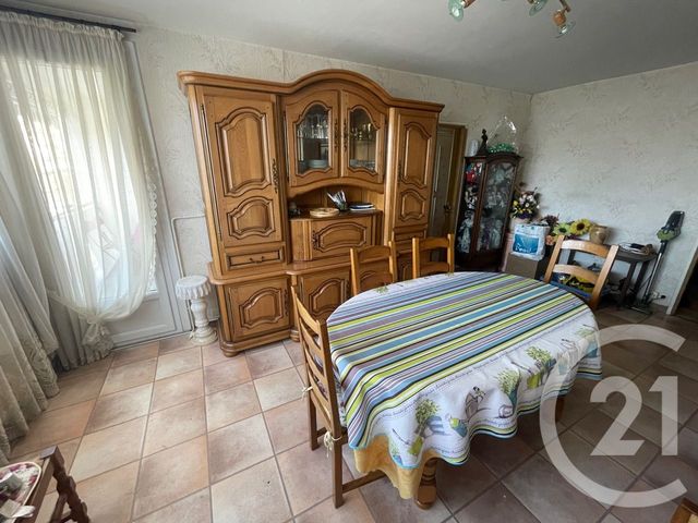 Appartement F4 à vendre - 4 pièces - 79.01 m2 - ALLONNES - 72 - PAYS-DE-LOIRE - Century 21 Harmony