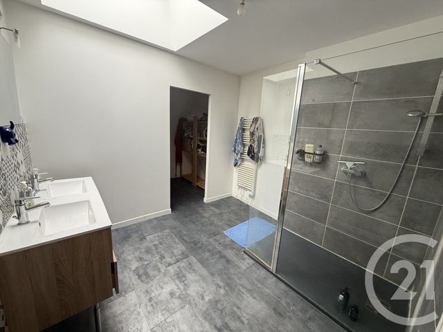 Afficher la photo en grand Appartement F7 à vendre - 8 pièces - 243.44 m2 - LE MANS - 72 - PAYS-DE-LOIRE - Century 21 Harmony