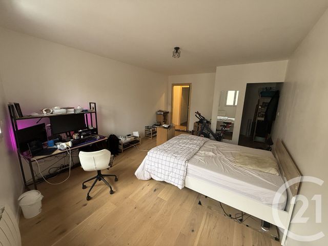 Afficher la photo en grand Appartement F7 à vendre - 8 pièces - 243.44 m2 - LE MANS - 72 - PAYS-DE-LOIRE - Century 21 Harmony