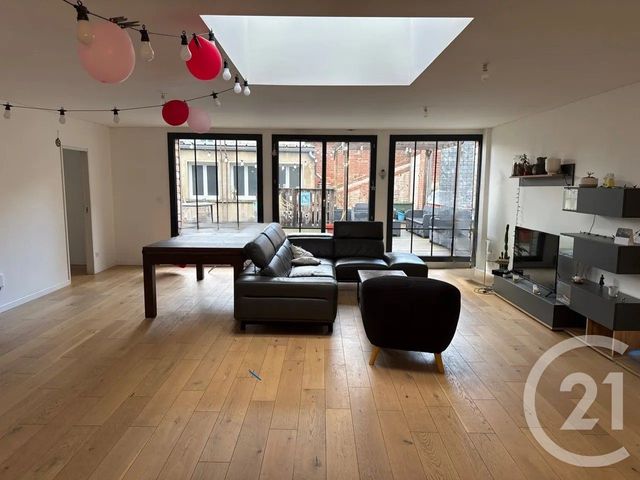 Afficher la photo en grand Appartement F7 à vendre - 8 pièces - 243.44 m2 - LE MANS - 72 - PAYS-DE-LOIRE - Century 21 Harmony