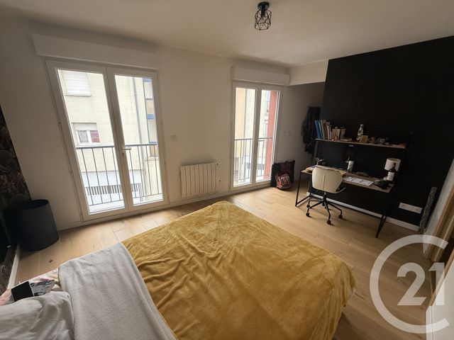 Afficher la photo en grand Appartement F7 à vendre - 8 pièces - 243.44 m2 - LE MANS - 72 - PAYS-DE-LOIRE - Century 21 Harmony