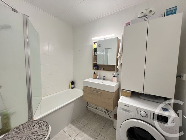 Afficher la photo en grand Appartement T3 à vendre - 3 pièces - 68.68 m2 - LE MANS - 72 - PAYS-DE-LOIRE - Century 21 Harmony