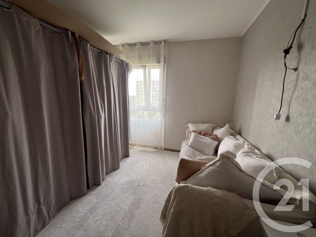 Afficher la photo en grand Appartement T3 à vendre - 3 pièces - 68.68 m2 - LE MANS - 72 - PAYS-DE-LOIRE - Century 21 Harmony
