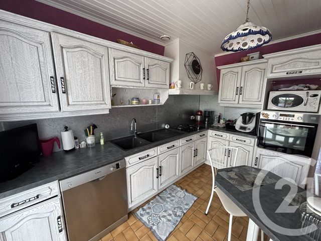 Afficher la photo en grand maison à vendre - 5 pièces - 116.03 m2 - NEUVILLE SUR SARTHE - 72 - PAYS-DE-LOIRE - Century 21 Harmony