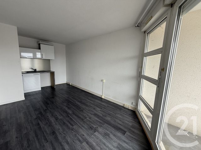 Afficher la photo en grand Appartement T2 à louer - 2 pièces - 31.9 m2 - LE MANS - 72 - PAYS-DE-LOIRE - Century 21 Harmony
