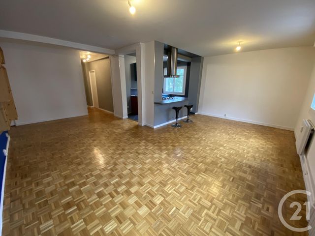 Afficher la photo en grand Appartement T3 à louer - 3 pièces - 76.18 m2 - LE MANS - 72 - PAYS-DE-LOIRE - Century 21 Harmony