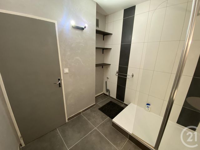 Afficher la photo en grand Appartement T3 à louer - 3 pièces - 76.18 m2 - LE MANS - 72 - PAYS-DE-LOIRE - Century 21 Harmony
