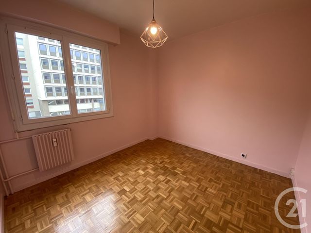 Afficher la photo en grand Appartement T3 à louer - 3 pièces - 76.18 m2 - LE MANS - 72 - PAYS-DE-LOIRE - Century 21 Harmony