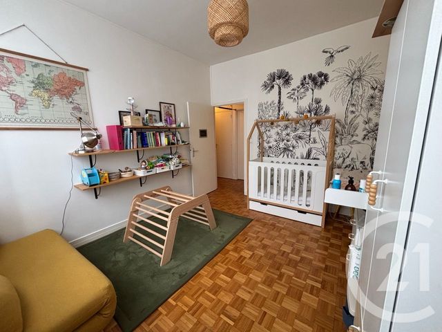 Afficher la photo en grand Appartement F3 à vendre - 3 pièces - 82.47 m2 - LE MANS - 72 - PAYS-DE-LOIRE - Century 21 Harmony