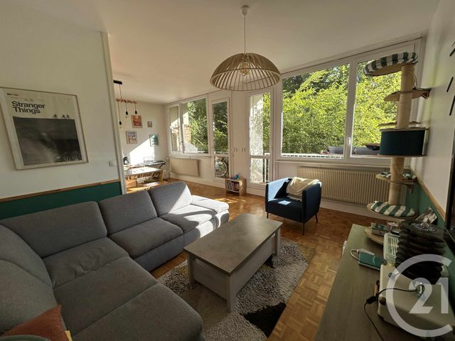 Afficher la photo en grand Appartement F3 à vendre - 3 pièces - 82.47 m2 - LE MANS - 72 - PAYS-DE-LOIRE - Century 21 Harmony